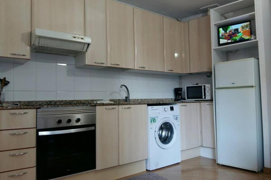 Chopin Magic Fountain Apartment บาร์เซโลนา ภายนอก รูปภาพ